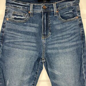 Kendall + Kylie women's medium wash jean 3/26 Gently USED The Relaxed Skinny